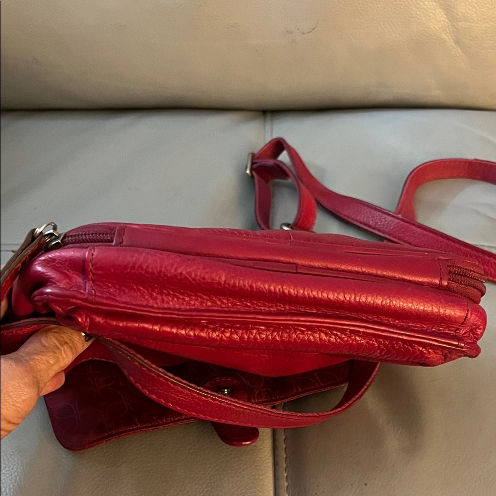 Fossil Deep Red Leather Crossbody  Messenger Bag - Picture 13 of 16